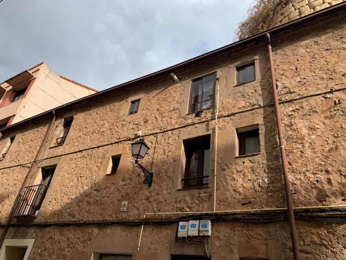 Vivienda Turistica La Caldera Apartment Soria Bagian luar foto